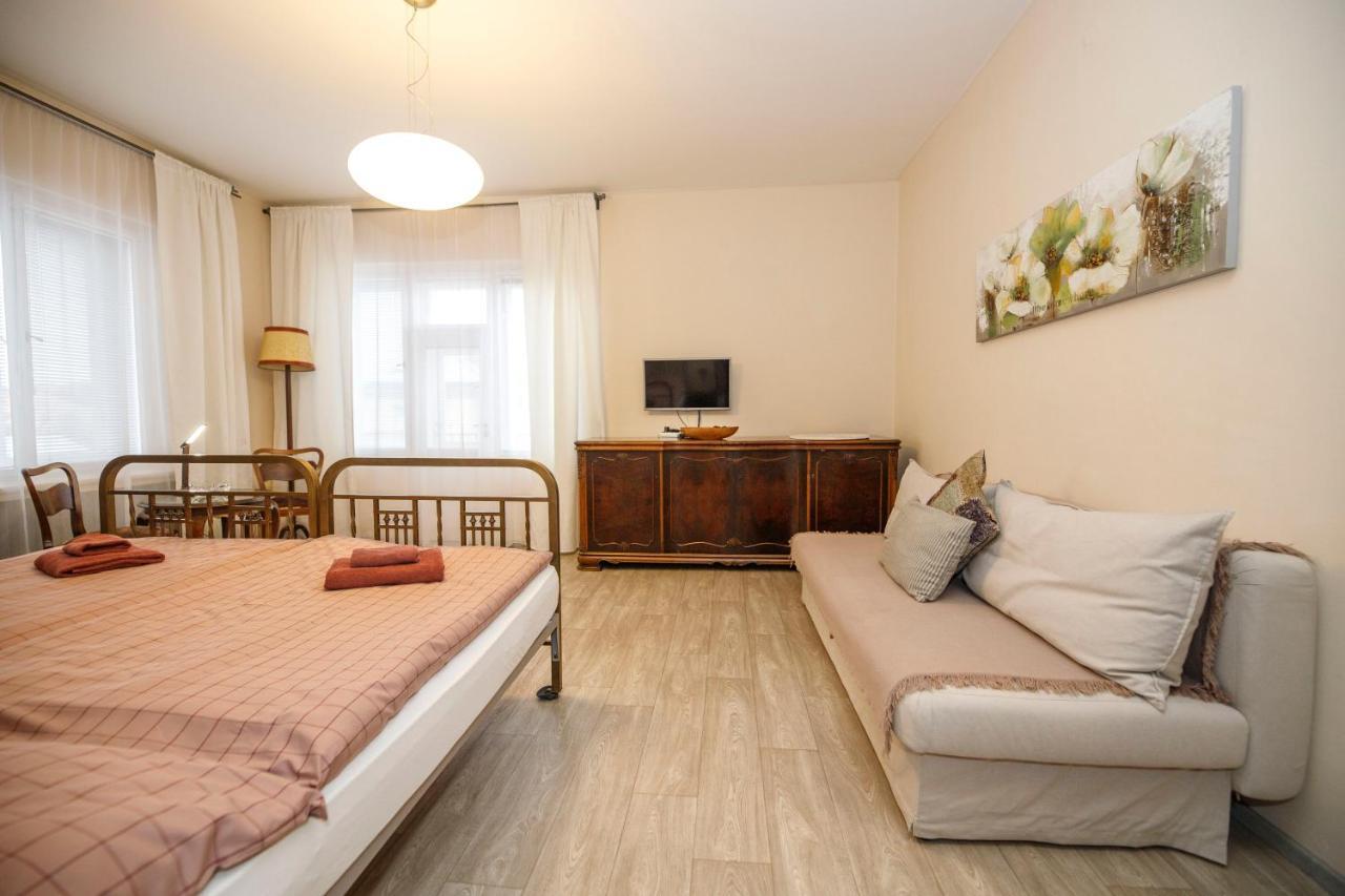 Libusina Villa Кутна-Гора Экстерьер фото